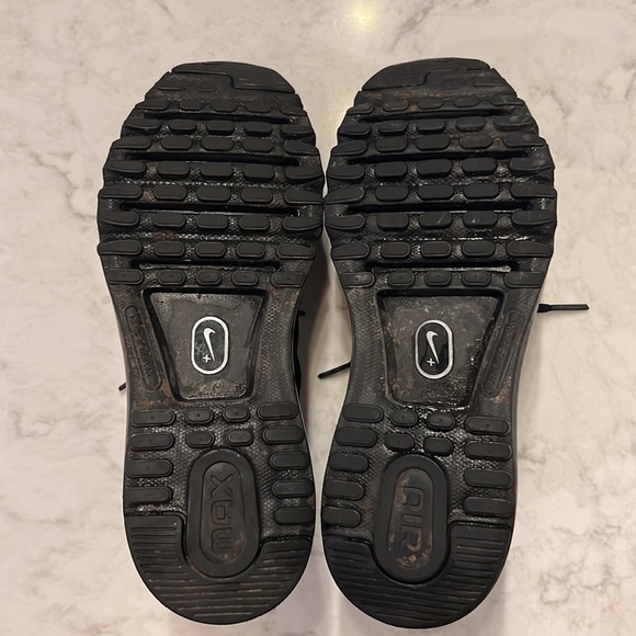 Nike Air Max Sneakers - Picture 4 of 4